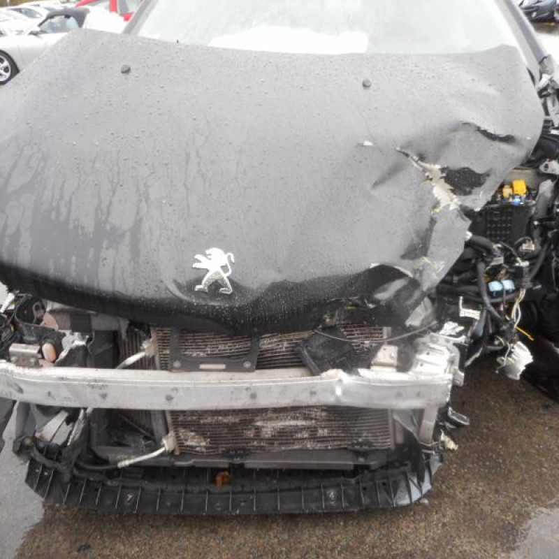 Bouton de warning PEUGEOT 208 1 Photo n°5