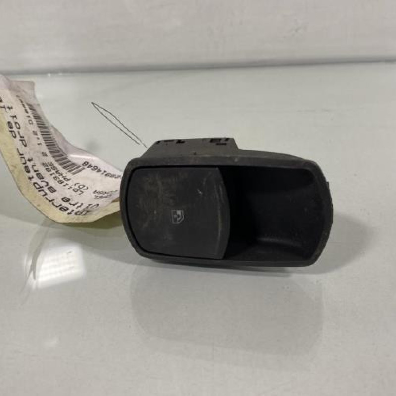 Interrupteur de leve vitre avant droit OPEL CORSA D Photo n°1