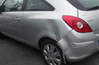 Interrupteur de leve vitre avant droit OPEL CORSA D