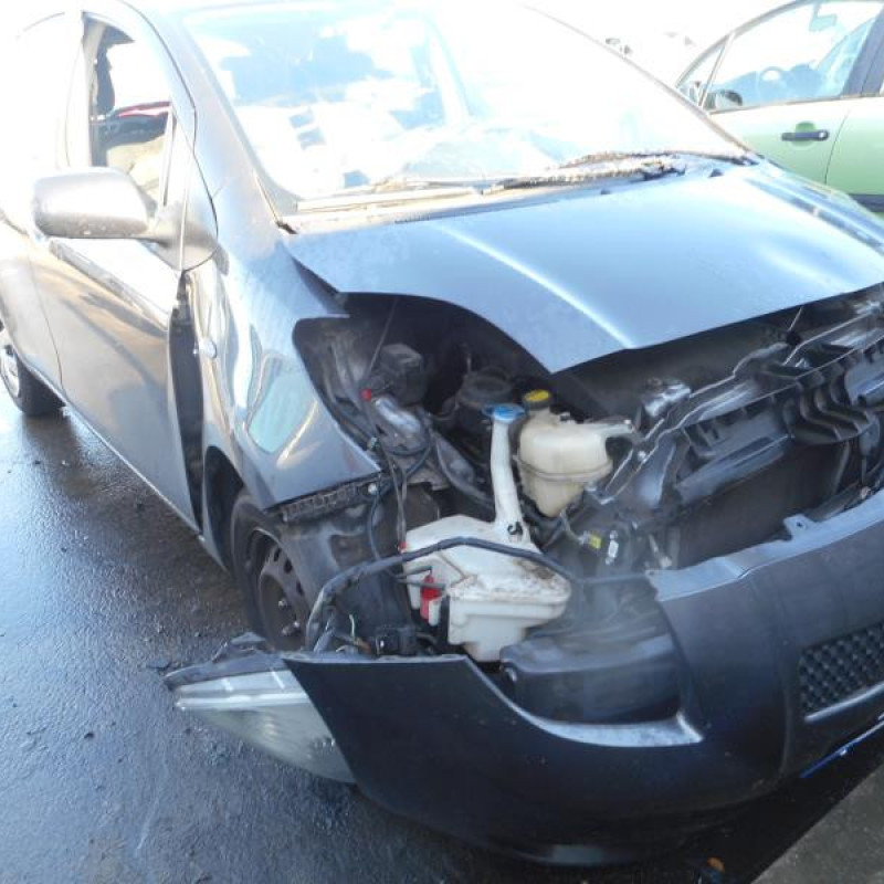 Serrure avant droit TOYOTA YARIS 2 Photo n°5