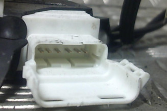 Serrure avant droit CITROEN C4 1