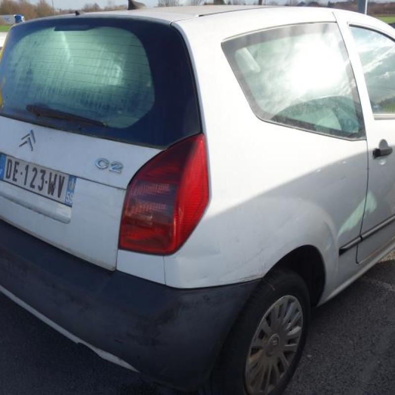 Malle/Hayon arriere CITROEN C2 Photo n°4