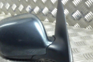 Retroviseur droit SKODA FABIA 1