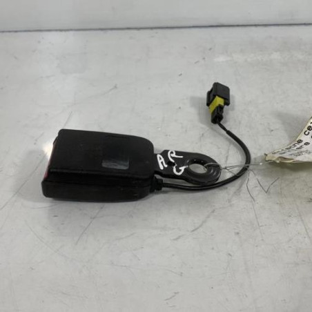 Attache ceinture arriere gauche PEUGEOT 207 Photo n°1