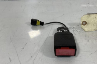 Attache ceinture arriere gauche PEUGEOT 207