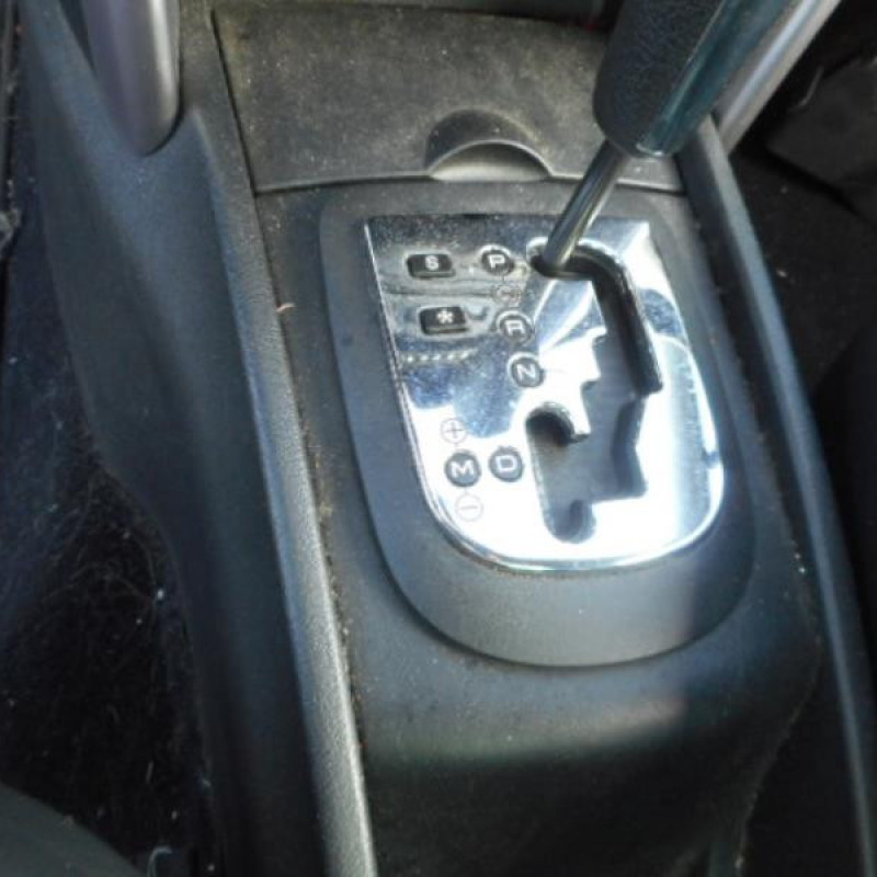 Ceinture arriere gauche PEUGEOT 207 Photo n°10