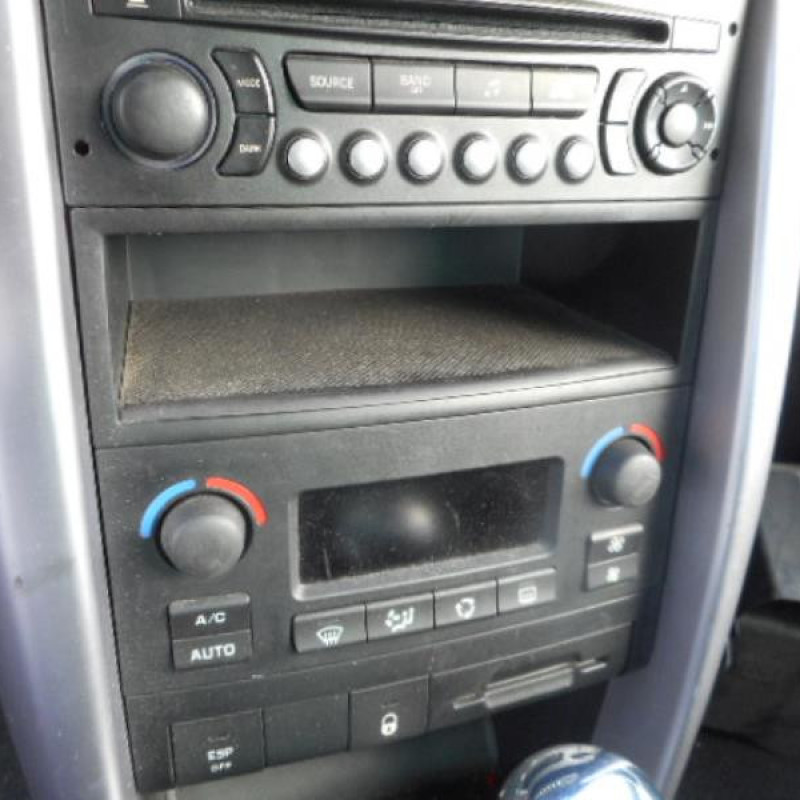 Ceinture arriere gauche PEUGEOT 207 Photo n°11