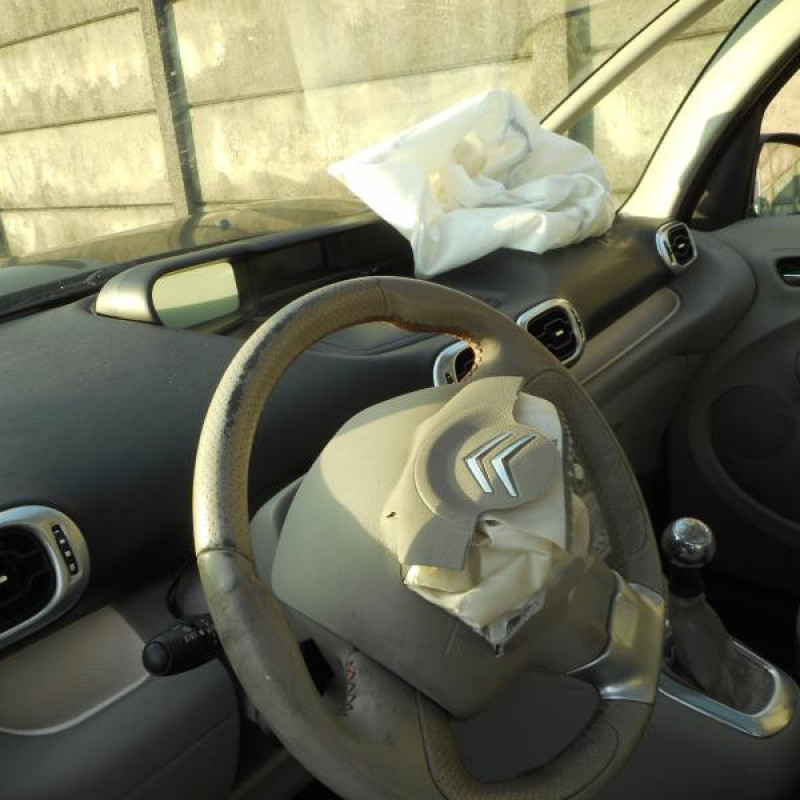 Bouton de warning CITROEN C3 PICASSO Photo n°9
