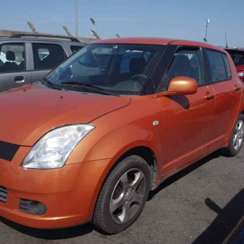 Porte avant gauche SUZUKI SWIFT 3 Photo n°3