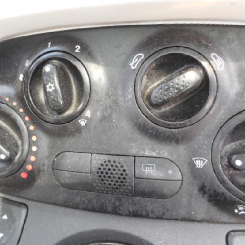 Bouton de warning FIAT 500 2 Photo n°10