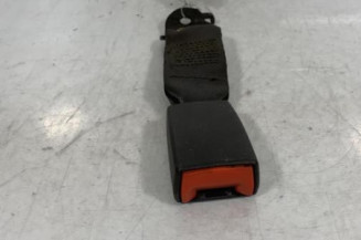 Attache ceinture arriere gauche FIAT CROMA 2