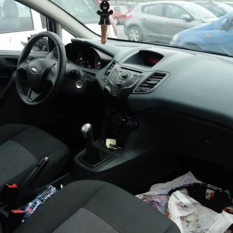 Ceinture arriere droit FORD FIESTA 6 Photo n°10