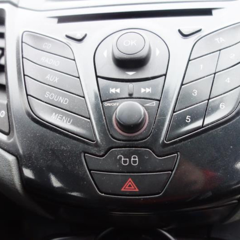 Ceinture arriere droit FORD FIESTA 6 Photo n°12
