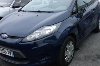 Attache ceinture arriere gauche FORD FIESTA 6