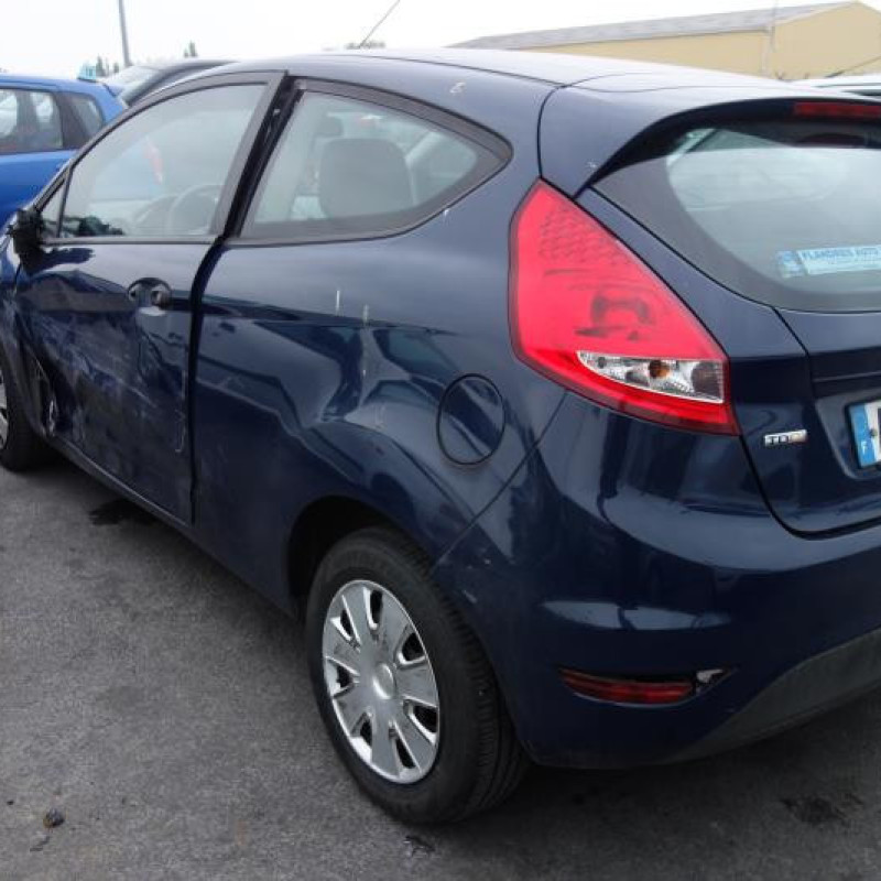 Attache ceinture arriere gauche FORD FIESTA 6 Photo n°7