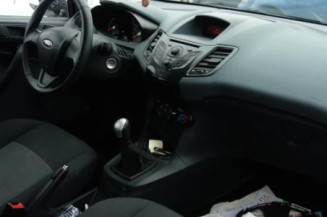 Attache ceinture arriere gauche FORD FIESTA 6