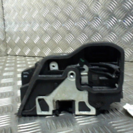 Serrure arriere gauche BMW SERIE 1 E87 Photo n°1