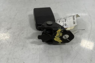Attache ceinture arriere droit PEUGEOT 407
