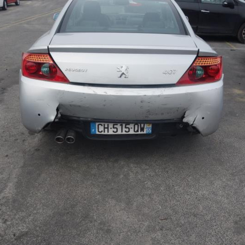 Pretensionneur de ceinture avant droit PEUGEOT 407 Photo n°8