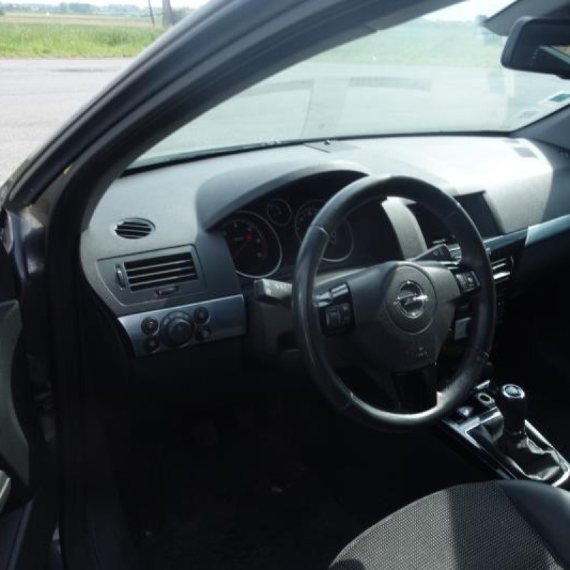 Porte avant gauche OPEL ASTRA H Photo n°9