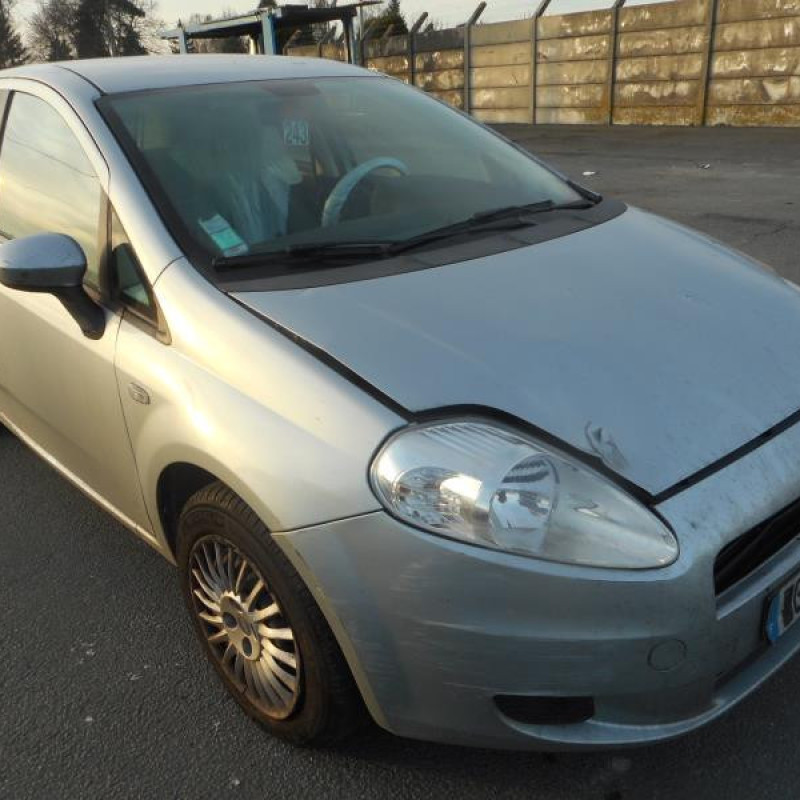 Bloc ABS (freins anti-blocage) FIAT GRANDE PUNTO Photo n°4
