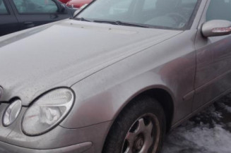 Porte arriere droit MERCEDES CLASSE E 211