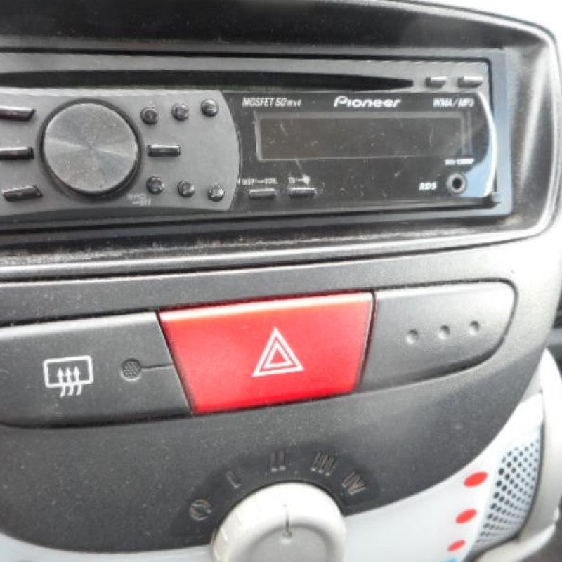Amortisseur avant droit PEUGEOT 107 Photo n°7