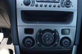 Pretensionneur de ceinture avant droit PEUGEOT 308 1