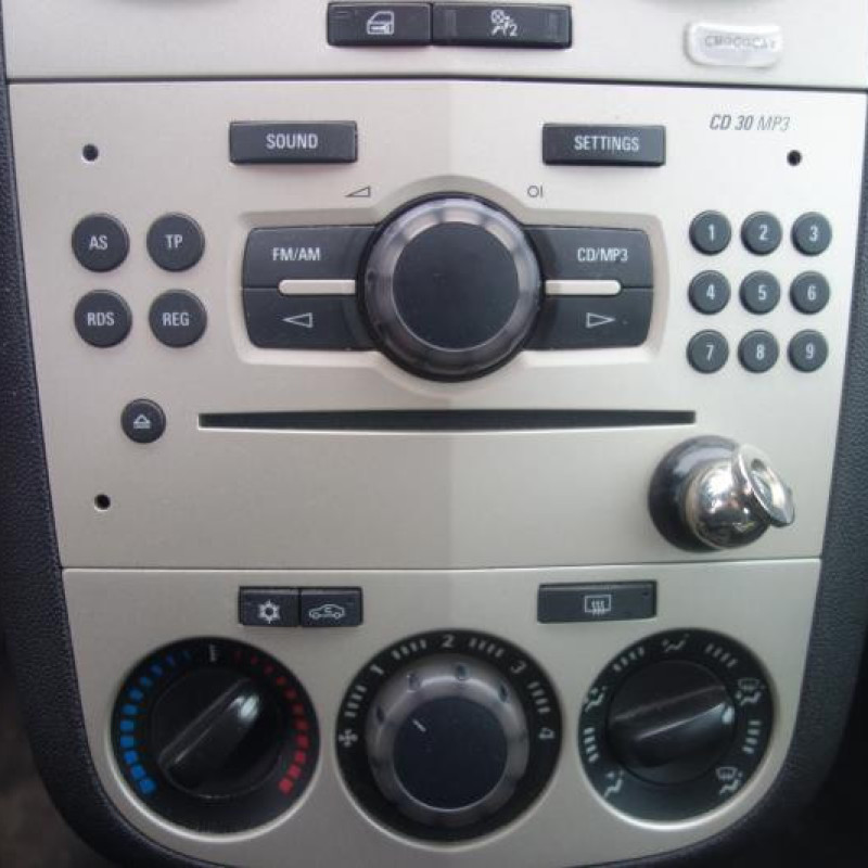 Autoradio d'origine OPEL CORSA D Photo n°9