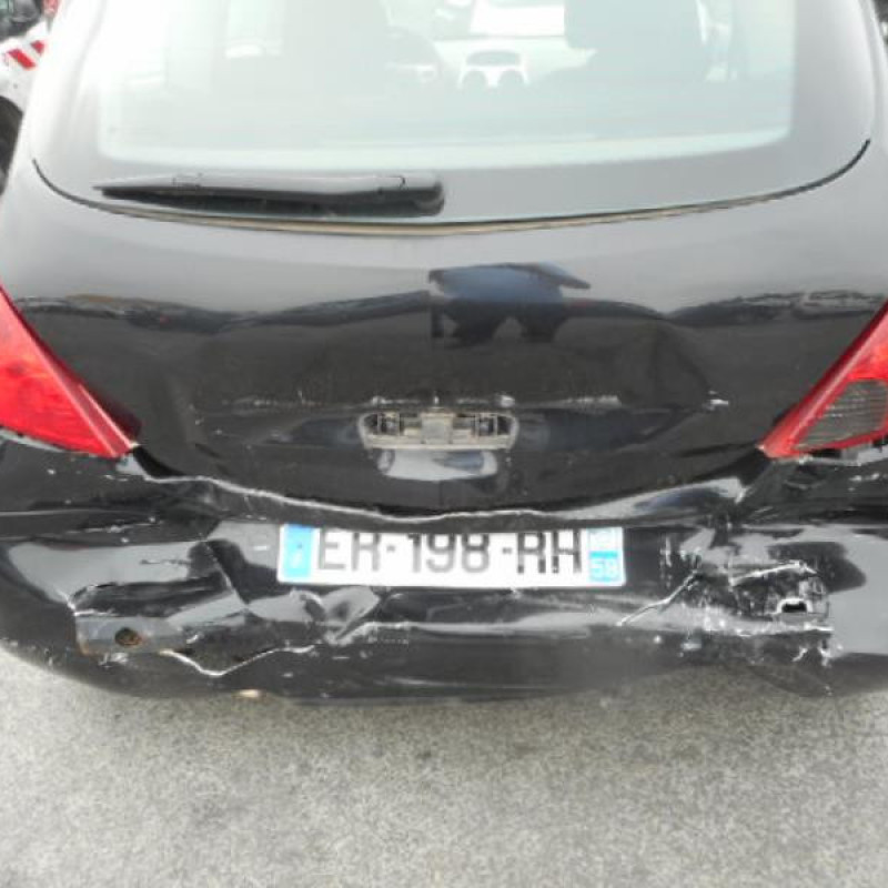 Serrure avant droit OPEL CORSA D Photo n°7