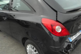 Serrure avant droit OPEL CORSA D