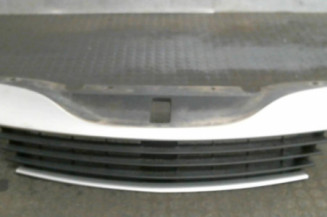 Calandre RENAULT LAGUNA 2 Photo n°1