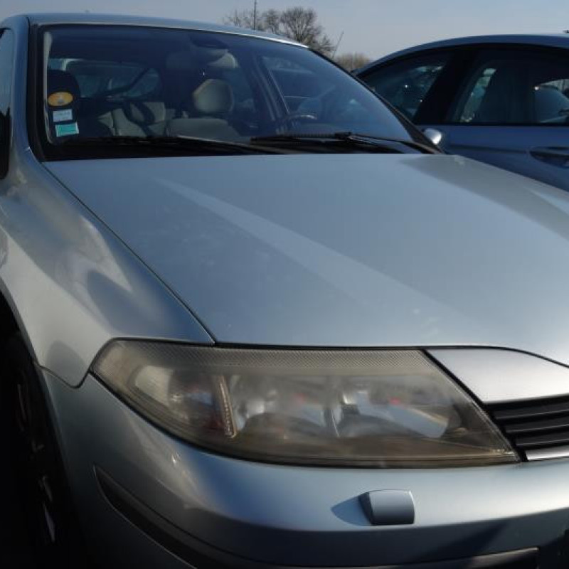 Calandre RENAULT LAGUNA 2 Photo n°3