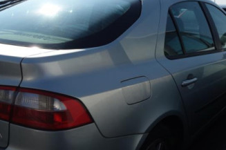 Calandre RENAULT LAGUNA 2