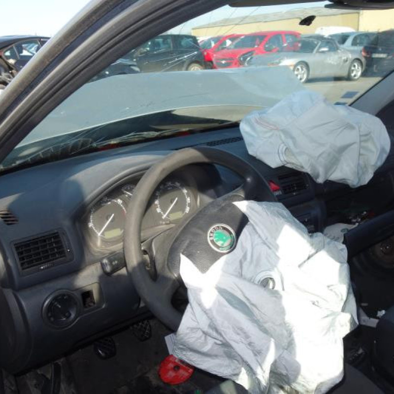 Retroviseur droit SKODA OCTAVIA 1 Photo n°5
