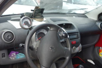Serrure avant droit PEUGEOT 107