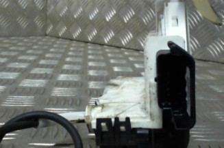 Serrure avant droit CITROEN C3 2