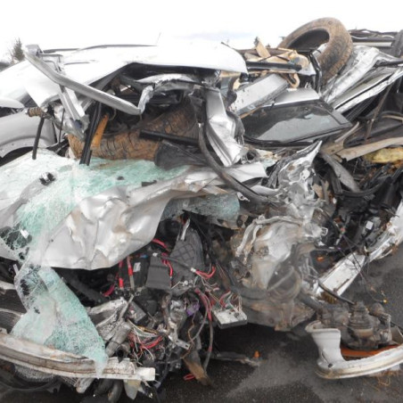 Pivot de moyeu avant droit RENAULT SCENIC 3 Photo n°1