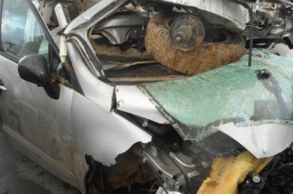Pivot de moyeu avant droit RENAULT SCENIC 3