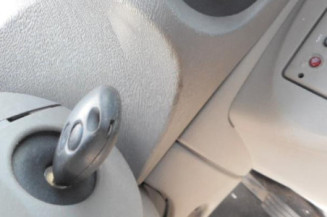 Renfort pare choc arriere (traverse) RENAULT TWINGO 2