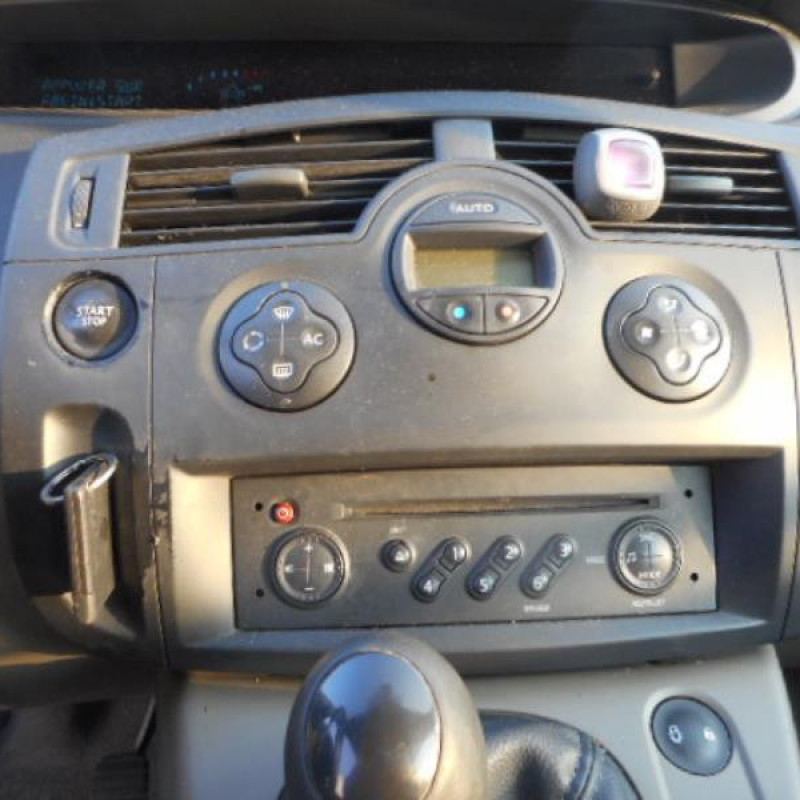 Capot RENAULT SCENIC 2 Photo n°7