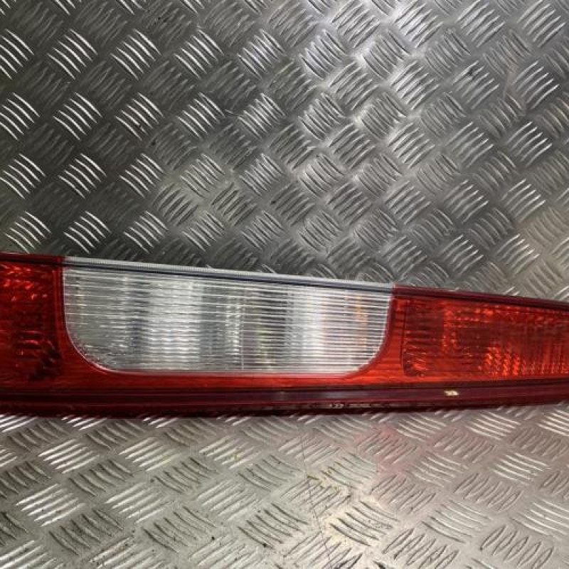 Feu arriere principal gauche (feux) FORD C-MAX 1 Photo n°1