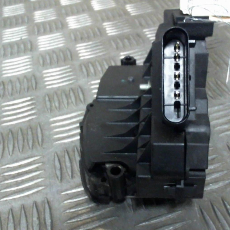 Serrure arriere droit FORD FOCUS 3 Photo n°2
