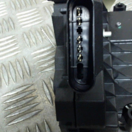 Serrure avant gauche FORD FOCUS 3