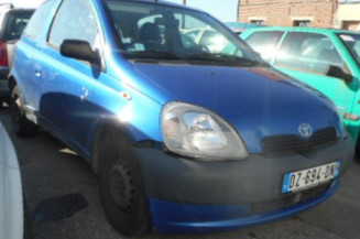 Leve vitre electrique avant droit TOYOTA YARIS 1