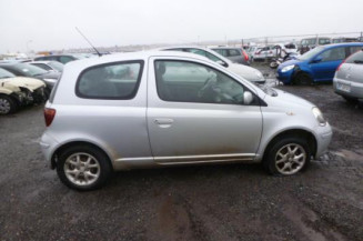 Retroviseur droit TOYOTA YARIS 1