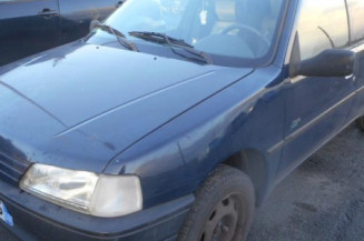 Pare choc avant PEUGEOT 106