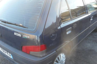 Pare choc avant PEUGEOT 106
