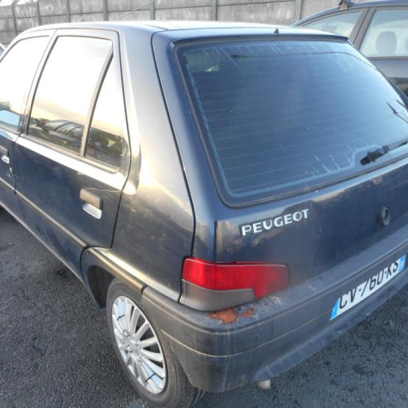 Pare choc avant PEUGEOT 106 Photo n°5