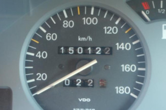 Pare choc avant PEUGEOT 106